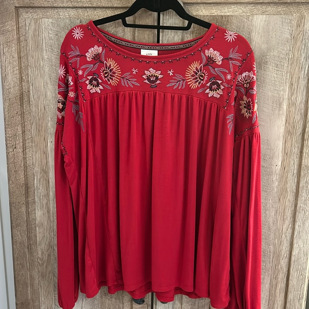 Knox Rose XL rayon spandex deep red floral boho embroidered blouse